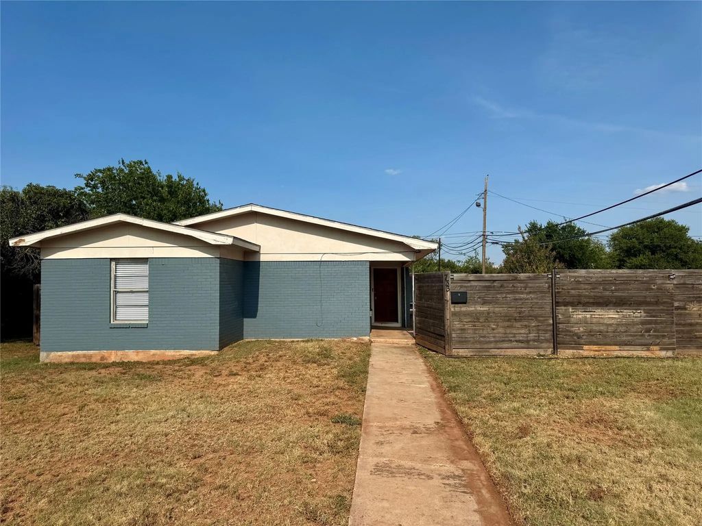 733 S La Salle Drive, Abilene