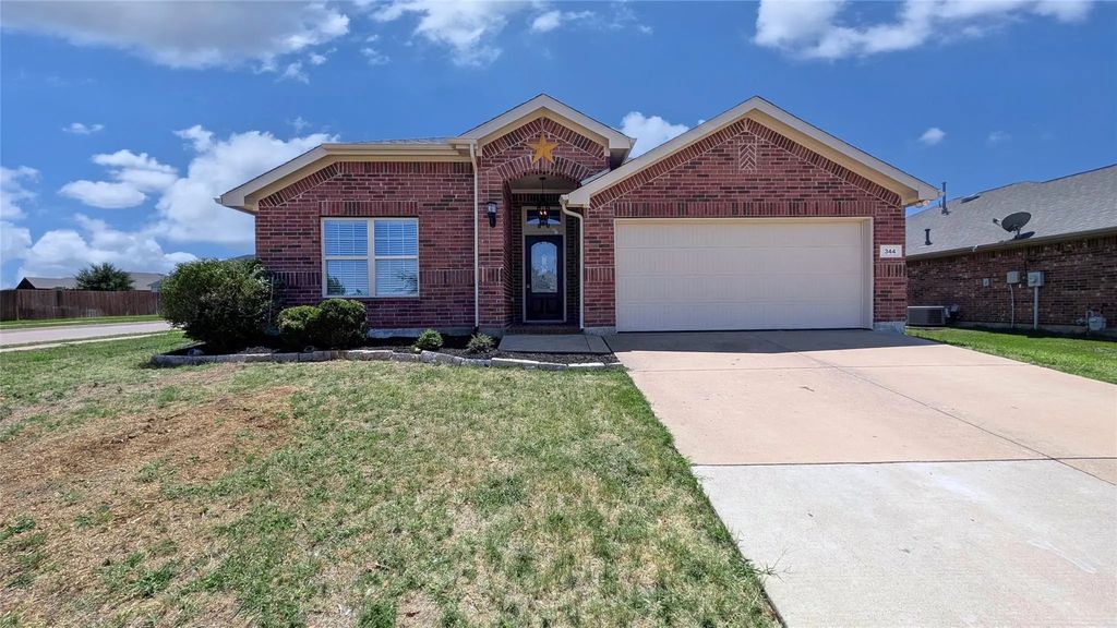 344 Coral Vine Lane, Burleson