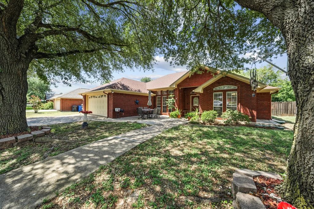10127 Cougar Ridge Parkway, Waco