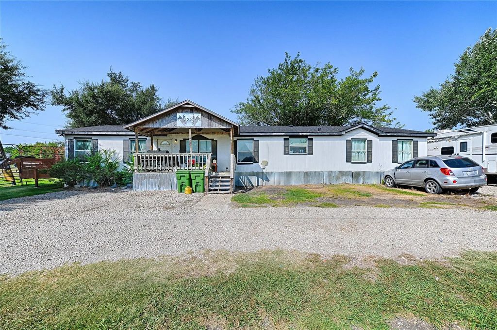 138 Tanners Farm Road, Ferris