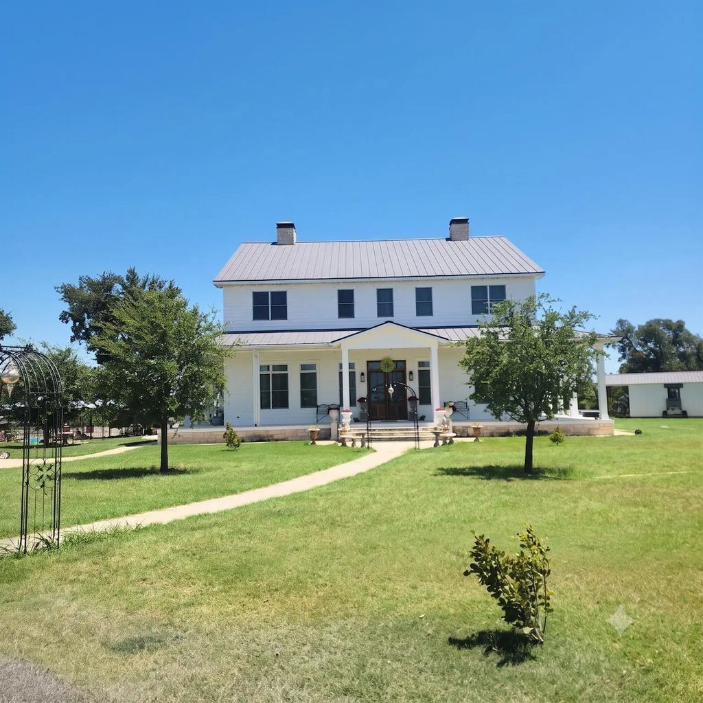 1621 Sundown Drive, Woodway