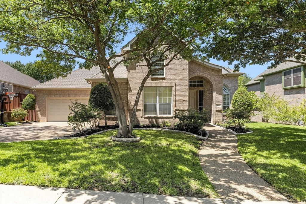 115 Bristol Court, Coppell