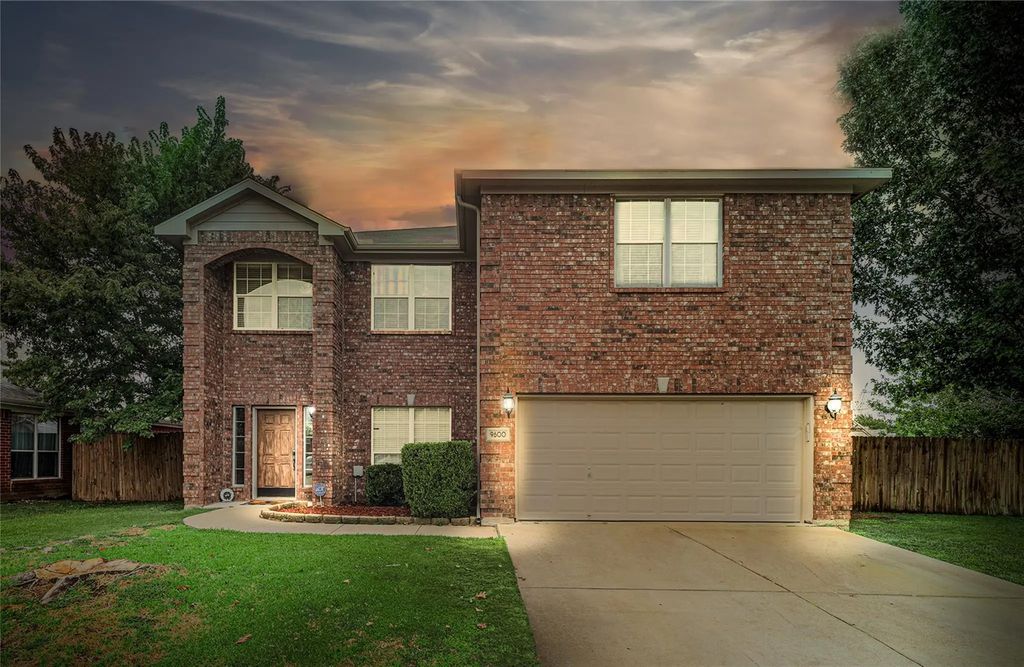 9600 Fox Hill Drive, Fort Worth