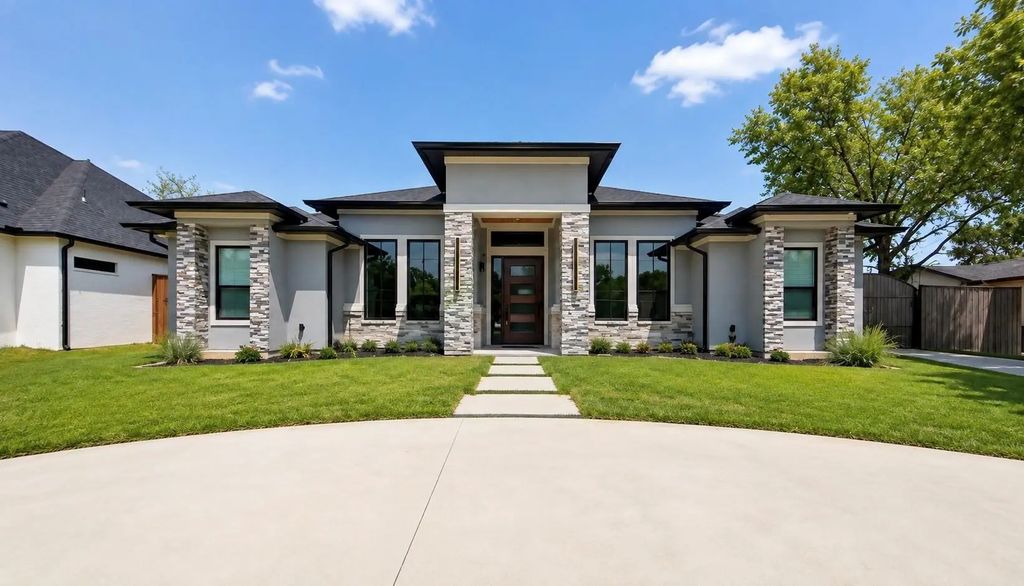 921 Delk Drive, Arlington