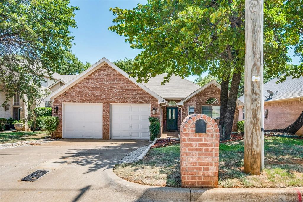 1521 Morrison Drive, Fort Worth