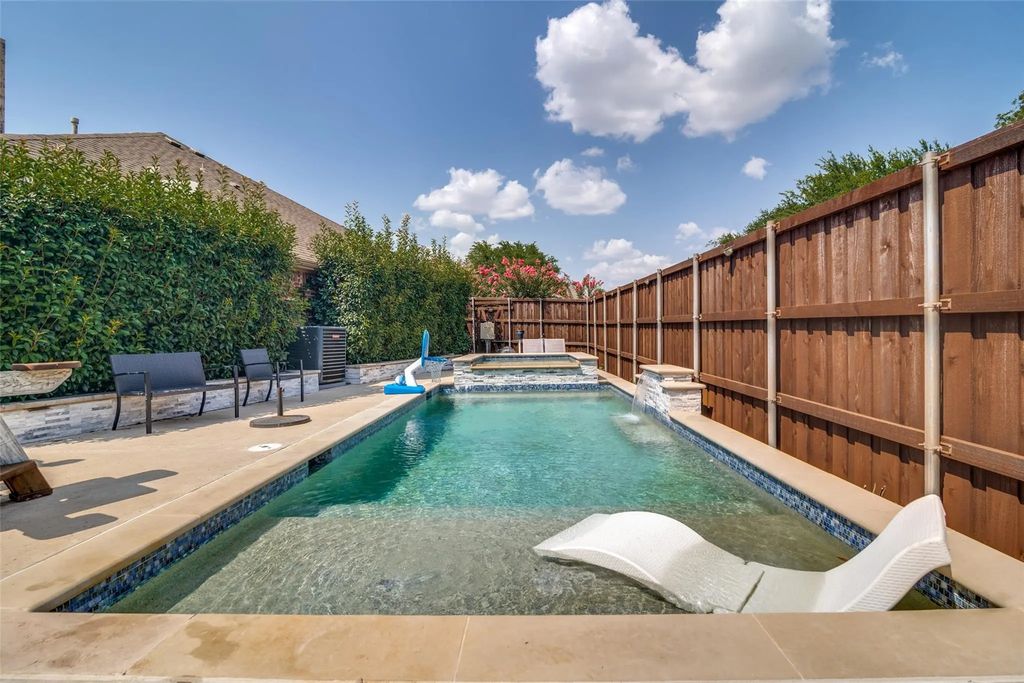 133 Bob White Court, Rockwall