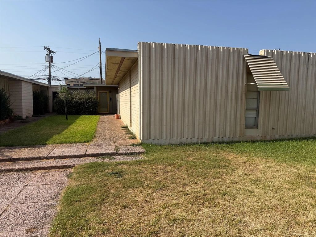 3535 Yale Avenue 4, Abilene