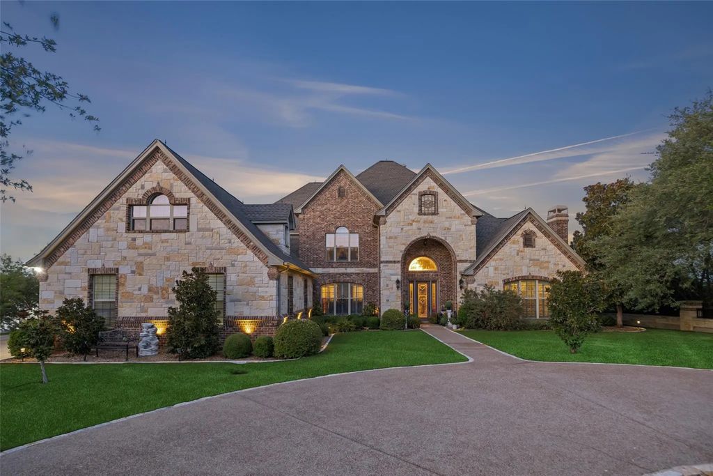 826 Cimmarron Bay Drive, Runaway Bay
