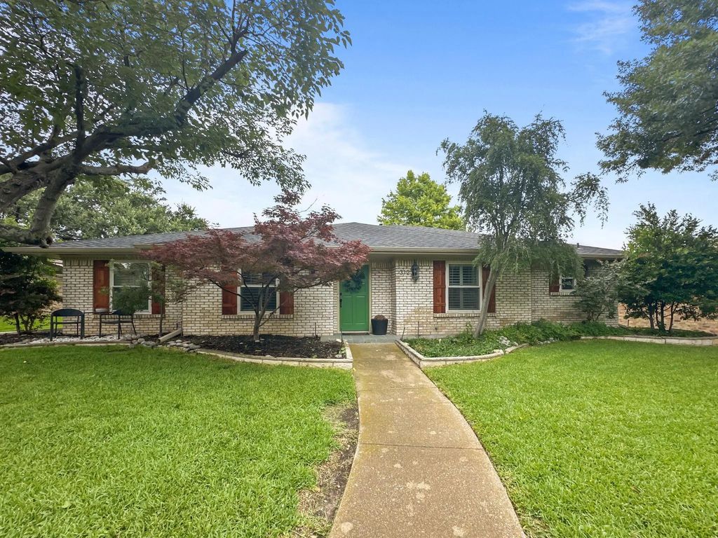 312 Meadowlark Drive, Richardson