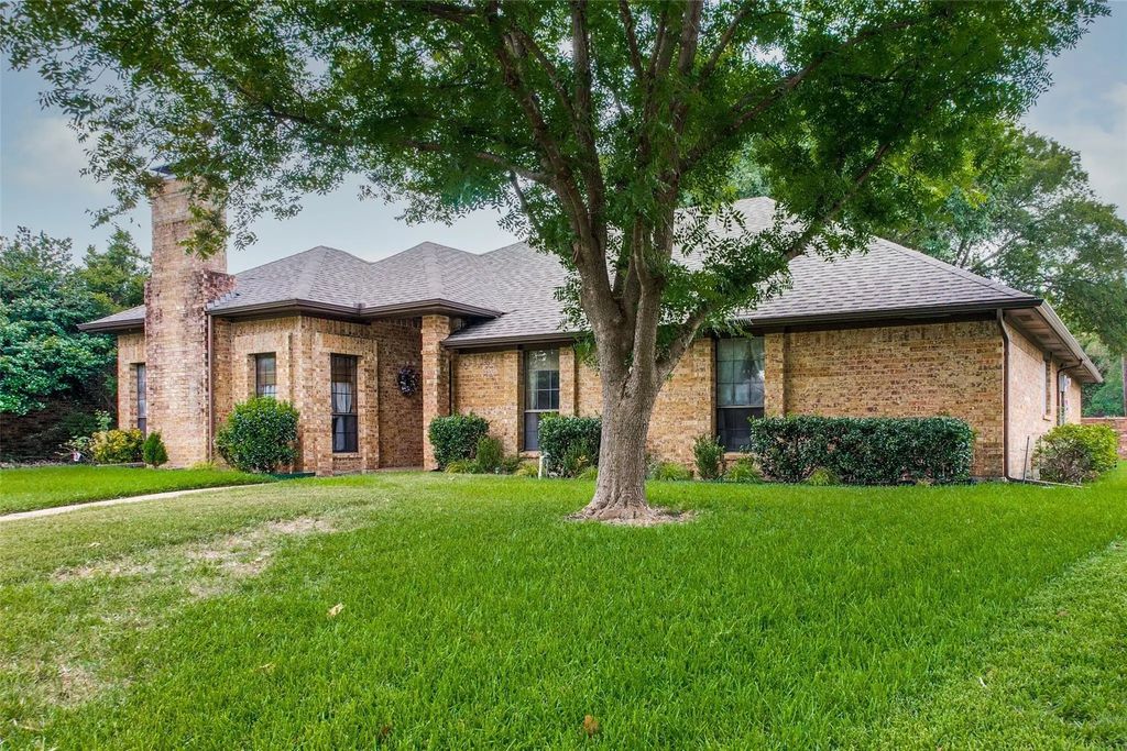 702 Mount Vernon Drive, Richardson