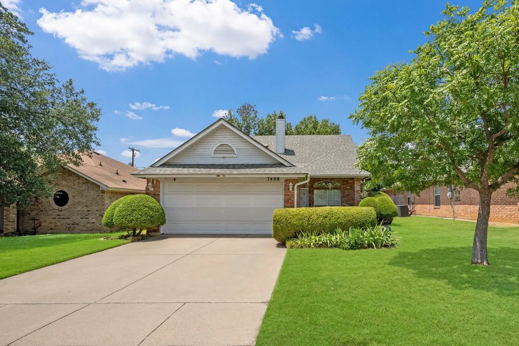 7408 Cross Ridge Circle, Fort Worth