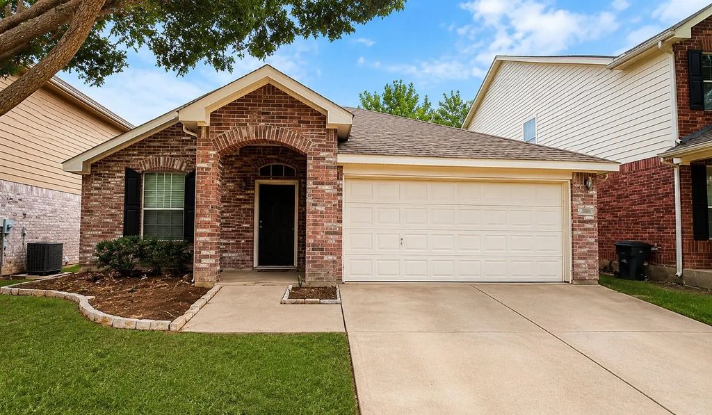 13252 Ridgepointe Road, Fort Worth