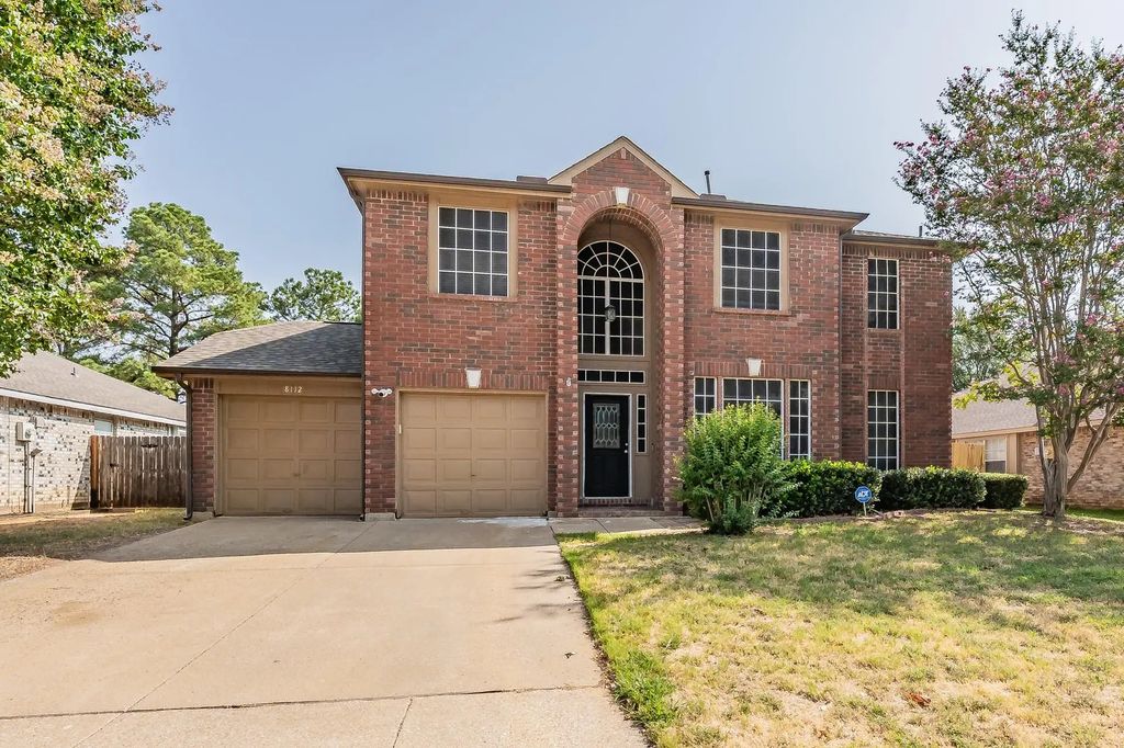 8112 Fireside Drive, North Richland Hills