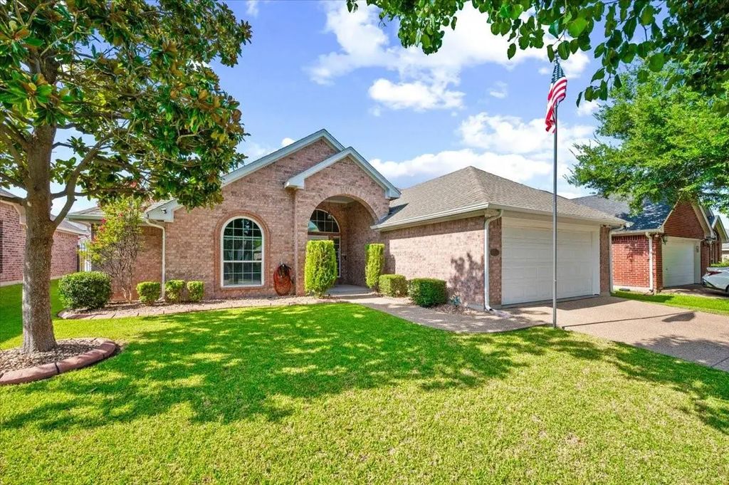 5425 Appalachian Way, Fort Worth