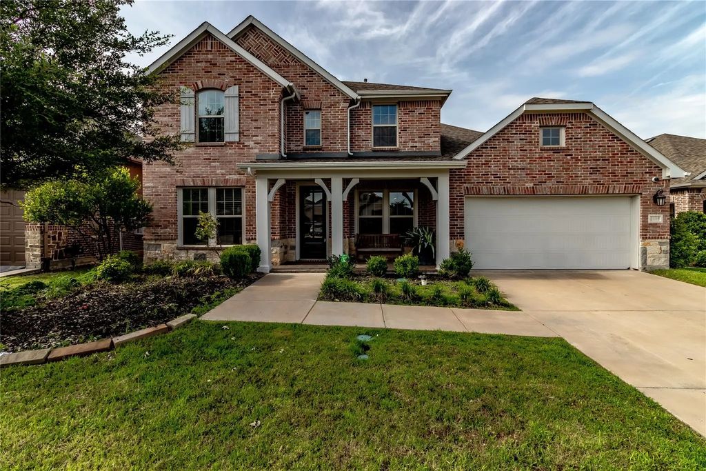 1609 Cedar Crest Drive, Forney