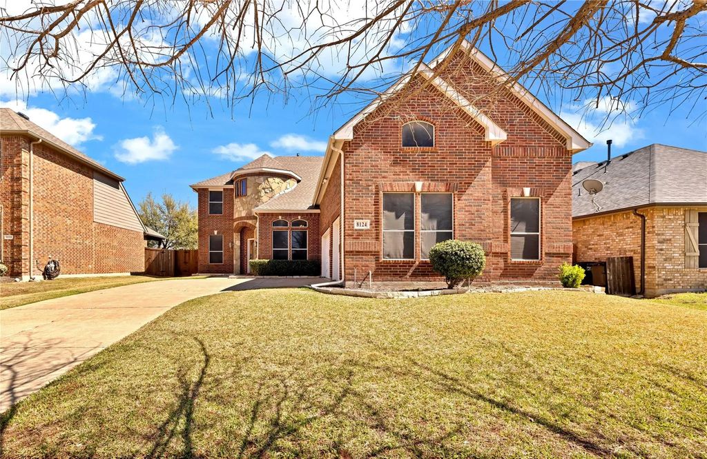 8124 Hickory Upland Drive, Fort Worth