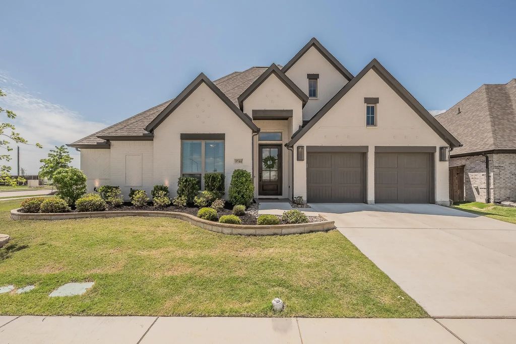 5744 Turner May Drive, Fort Worth