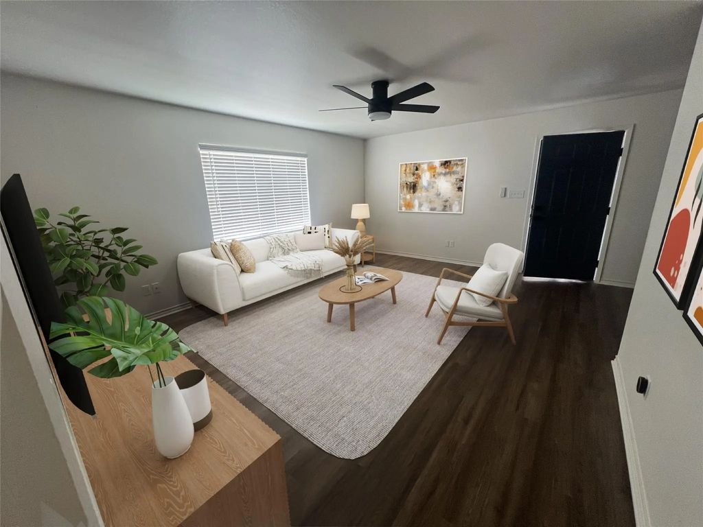 4639 Williams Road 206, Benbrook