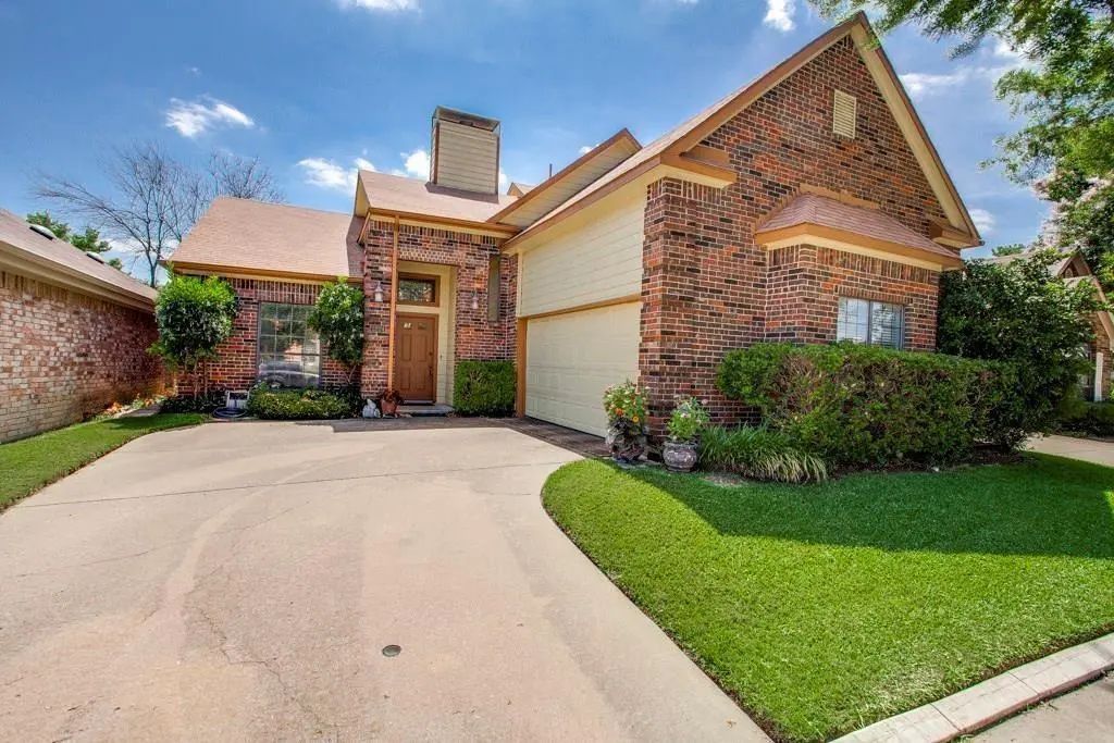 3224 Plumstead Drive, Dallas