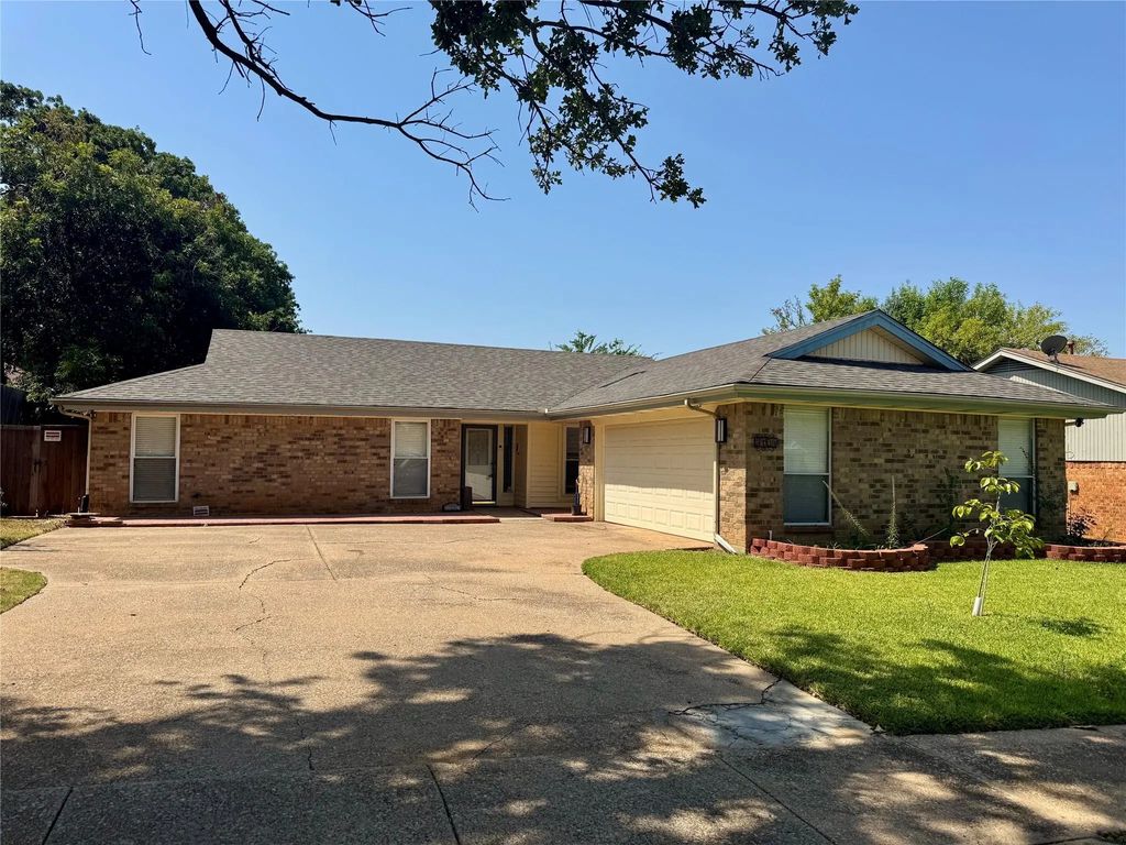 3104 Sugar Street, Bedford