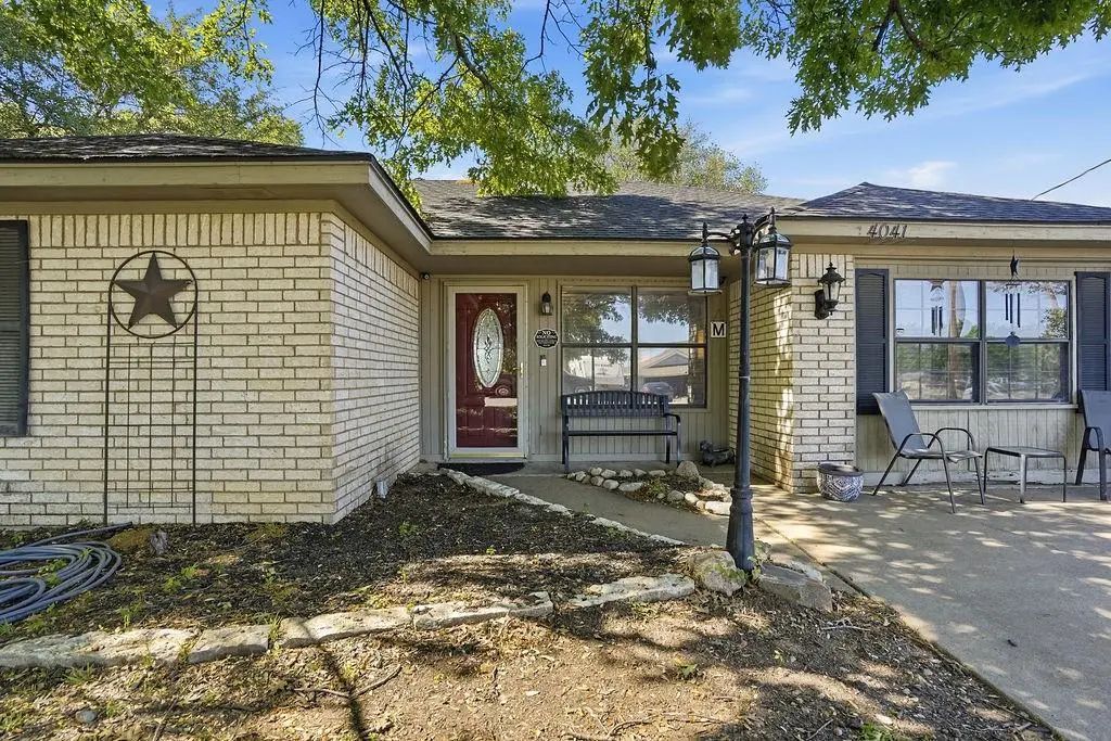 4041 Country Meadows Circle, Granbury