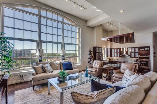 2600 W 7th Street 1717, Fort Worth