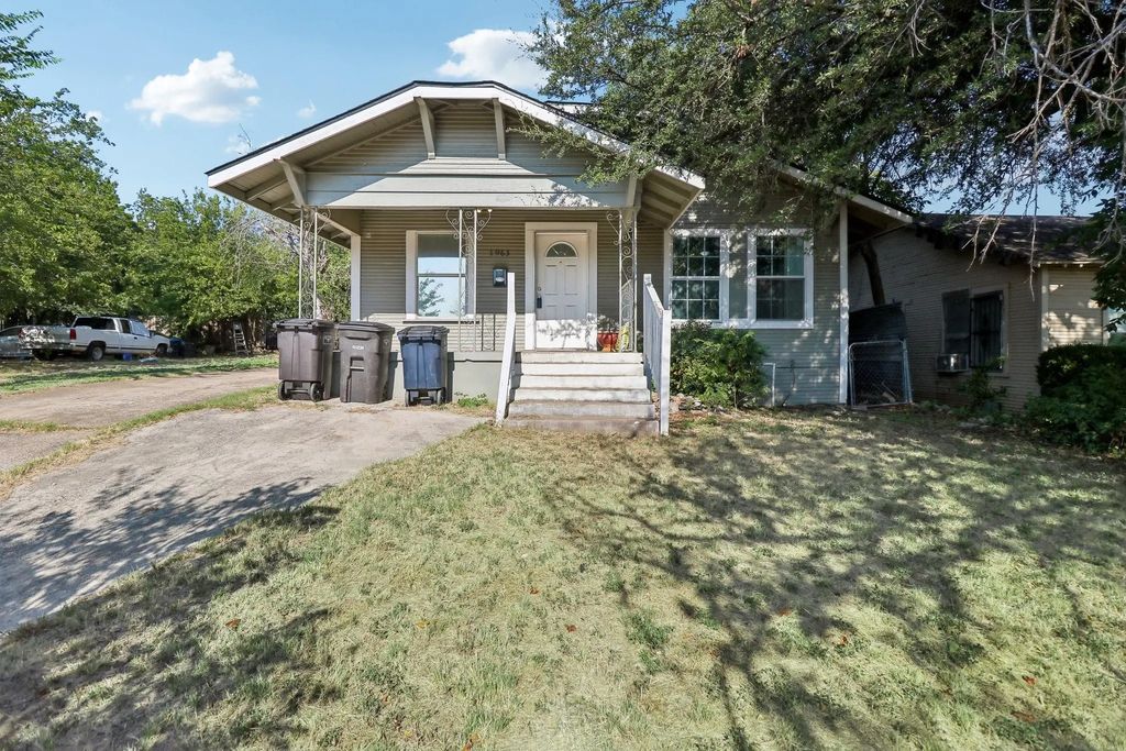 1963 Columbus Avenue, Fort Worth