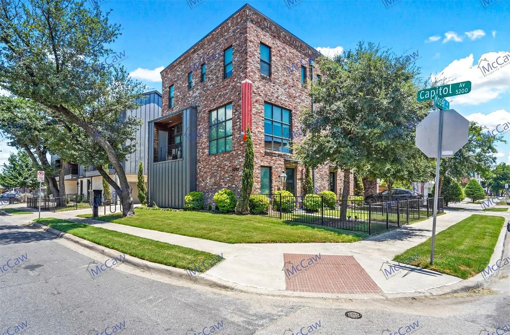 5202 Capitol Avenue 1108, Dallas