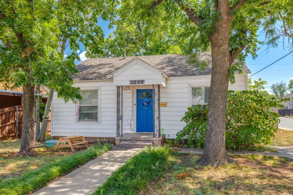 3249 S 4th Street, Abilene