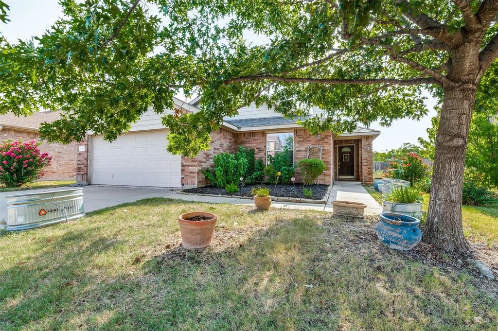 5440 Cameron Drive, Grand Prairie