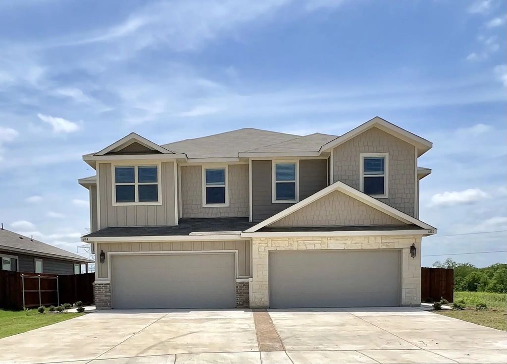 604 Harvest Moon Drive, Venus