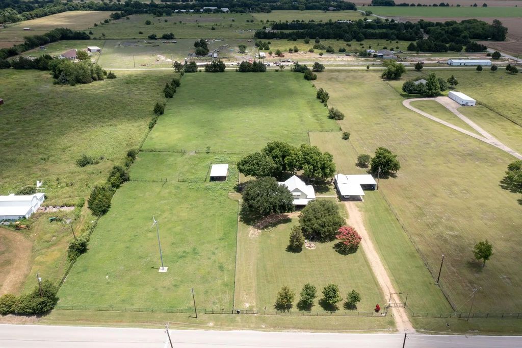 330 S Goode Road, Wilmer