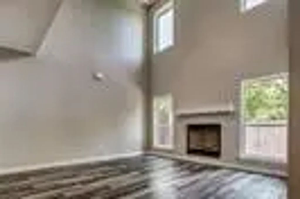 3258 Wexford, Garland