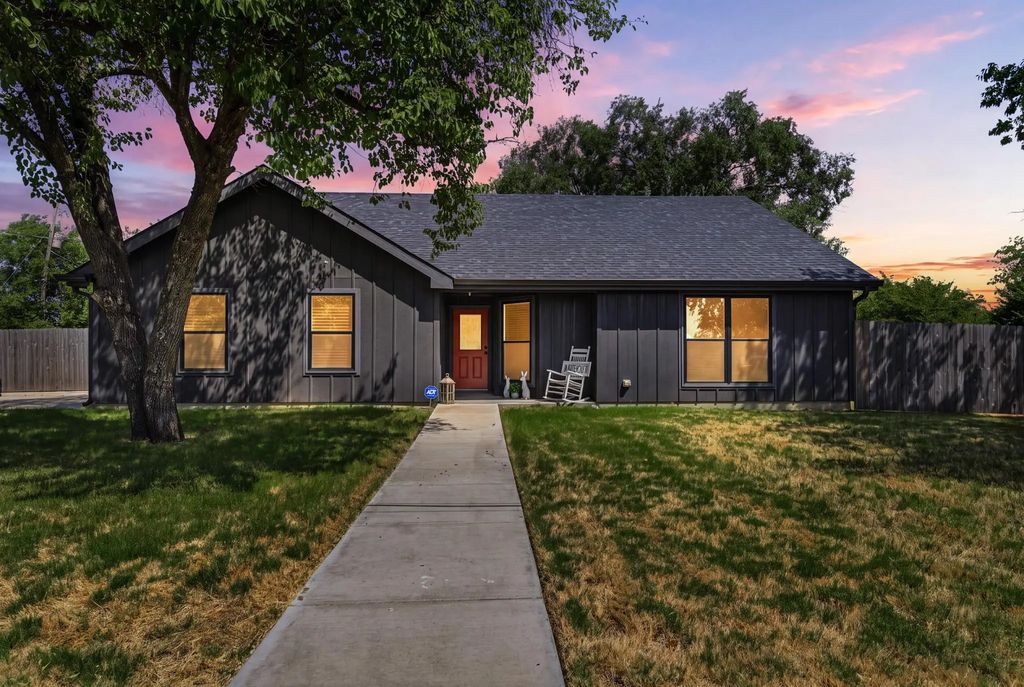 100 Hoover Avenue, Whitney