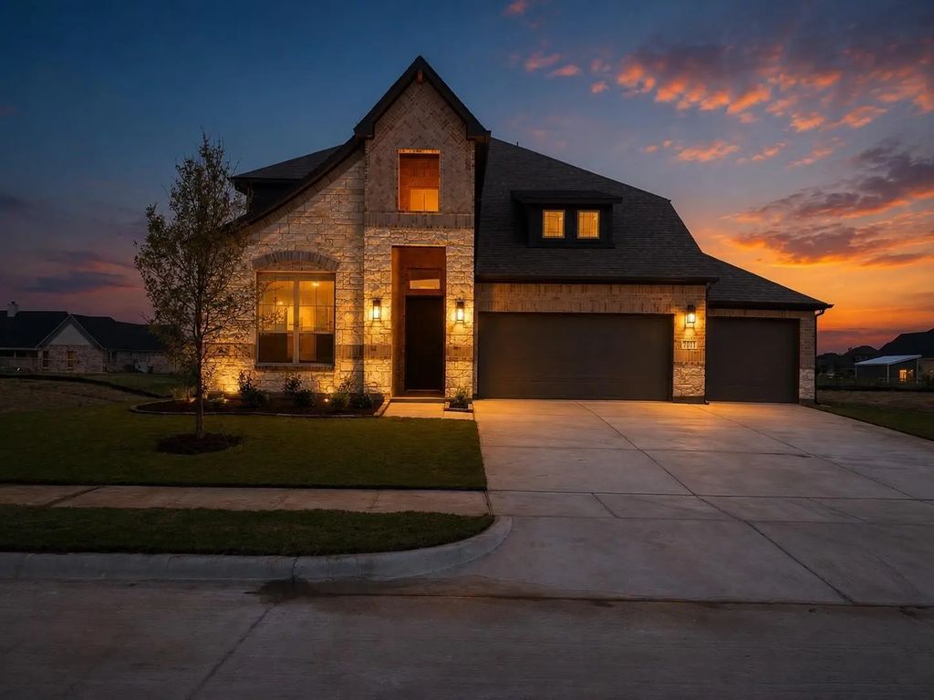 7011 Lilly Lane, Sanger