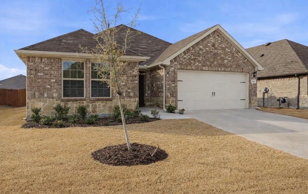 114 Sunberry Drive, Caddo Mills