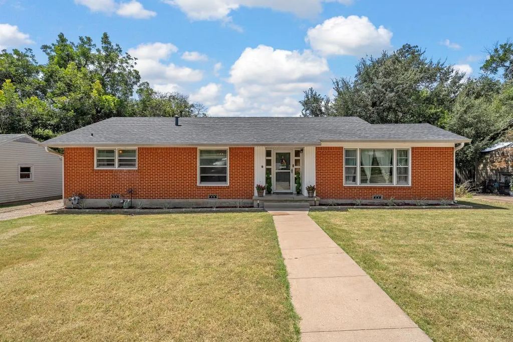 4216 Morrow Avenue, Waco