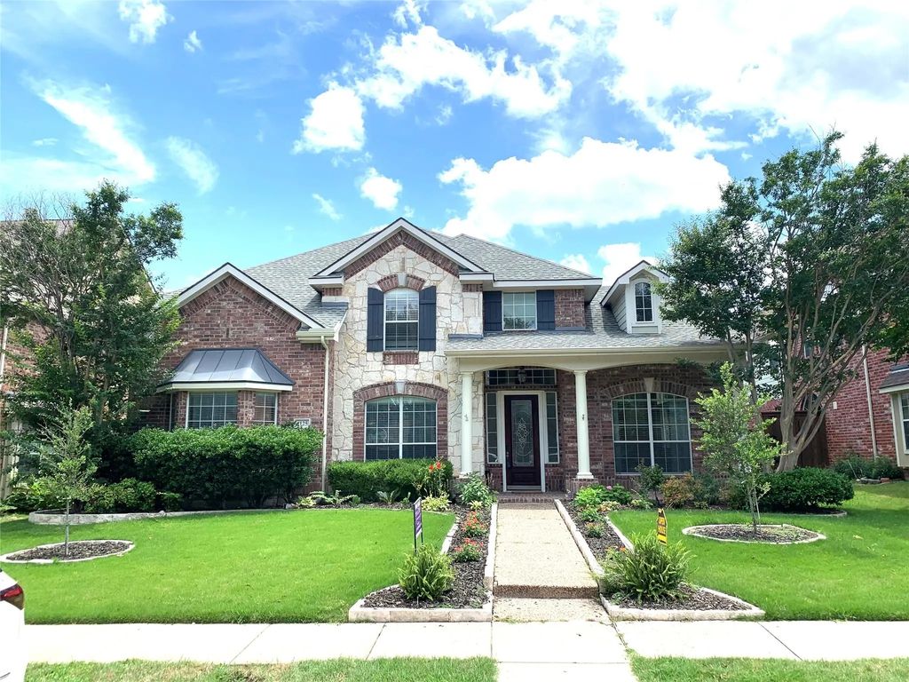 1125 Waterford Way, Allen