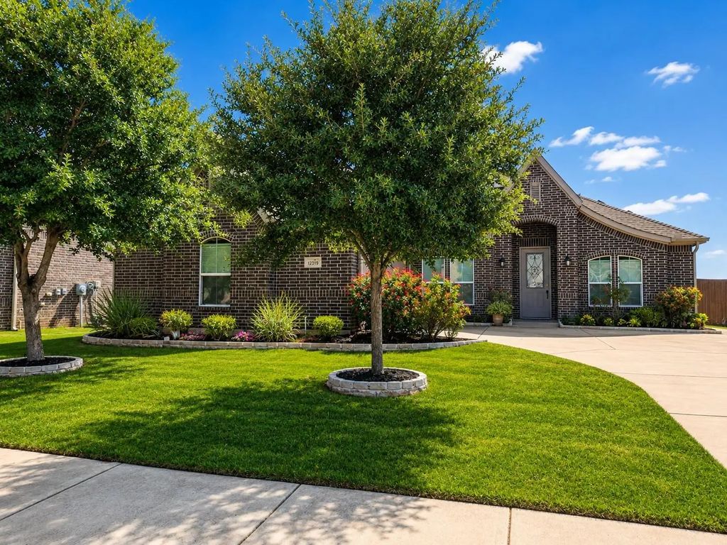 12309 Cedar Knoll Drive, Fort Worth