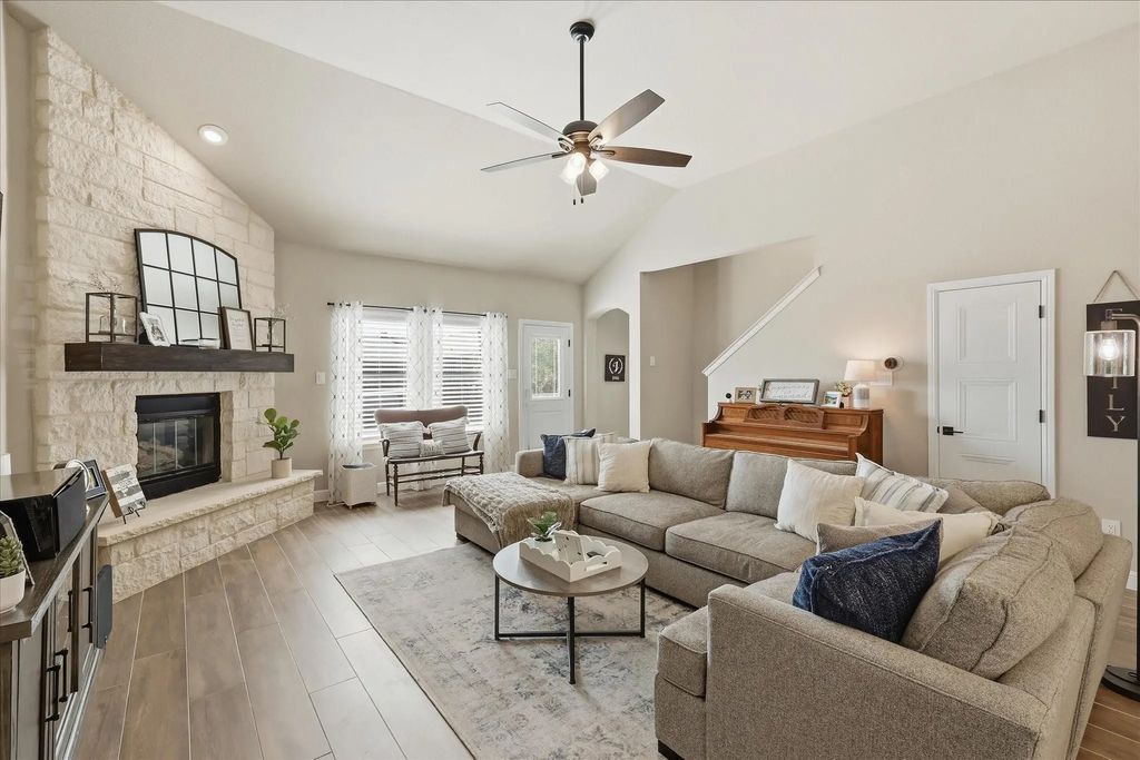 12848 Old Macgregor Lane, Fort Worth