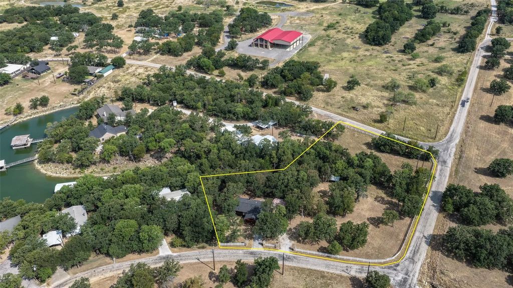 469 County Road 1743, Chico