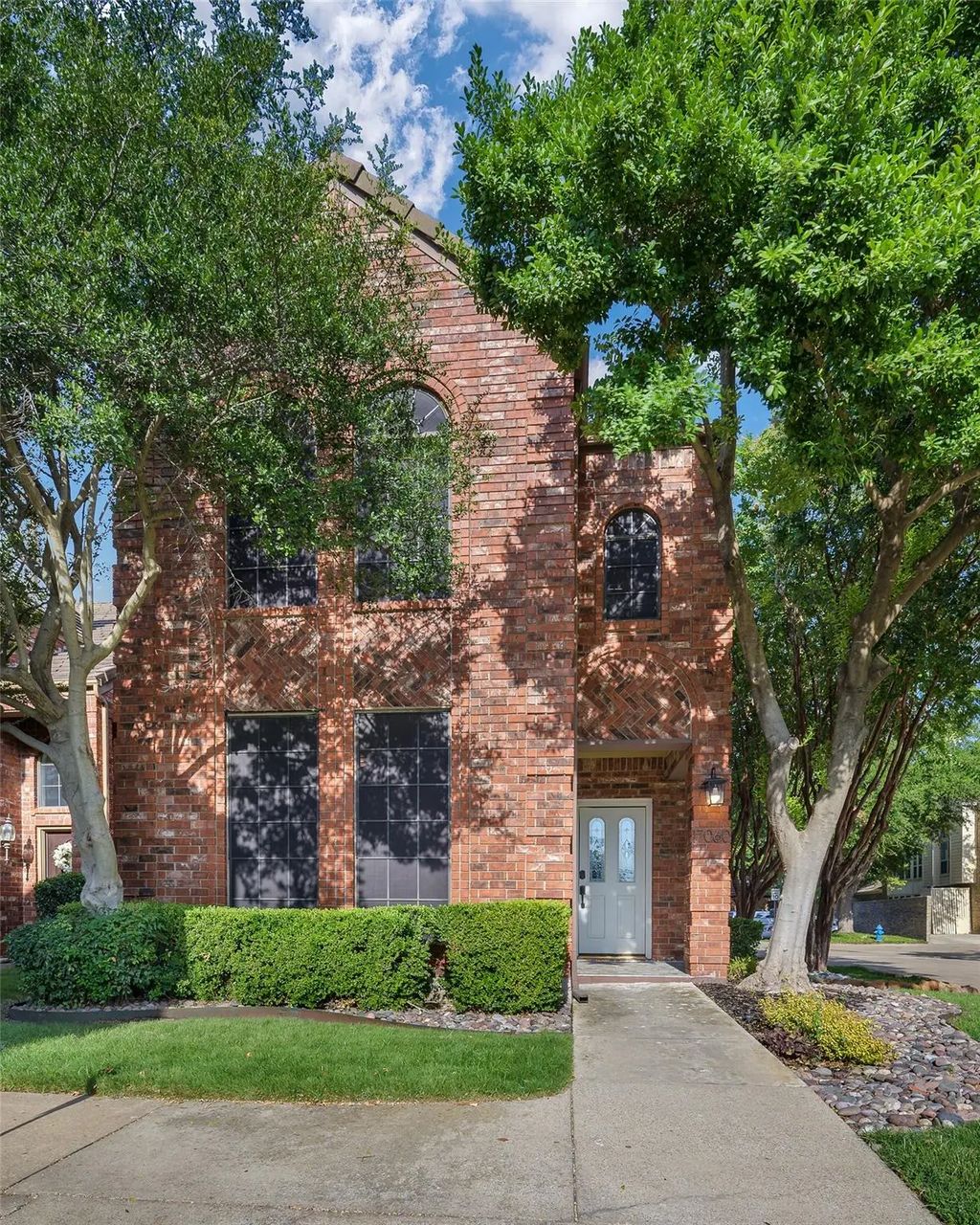 17060 Upper Bay Road, Addison