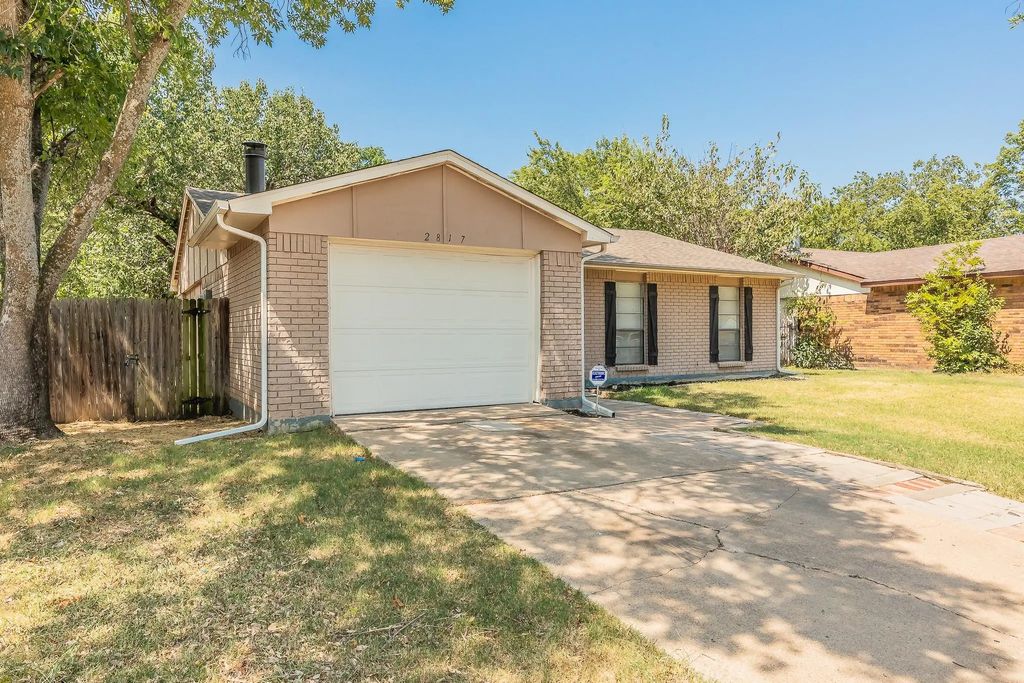 2817 Eddie Place, Fort Worth