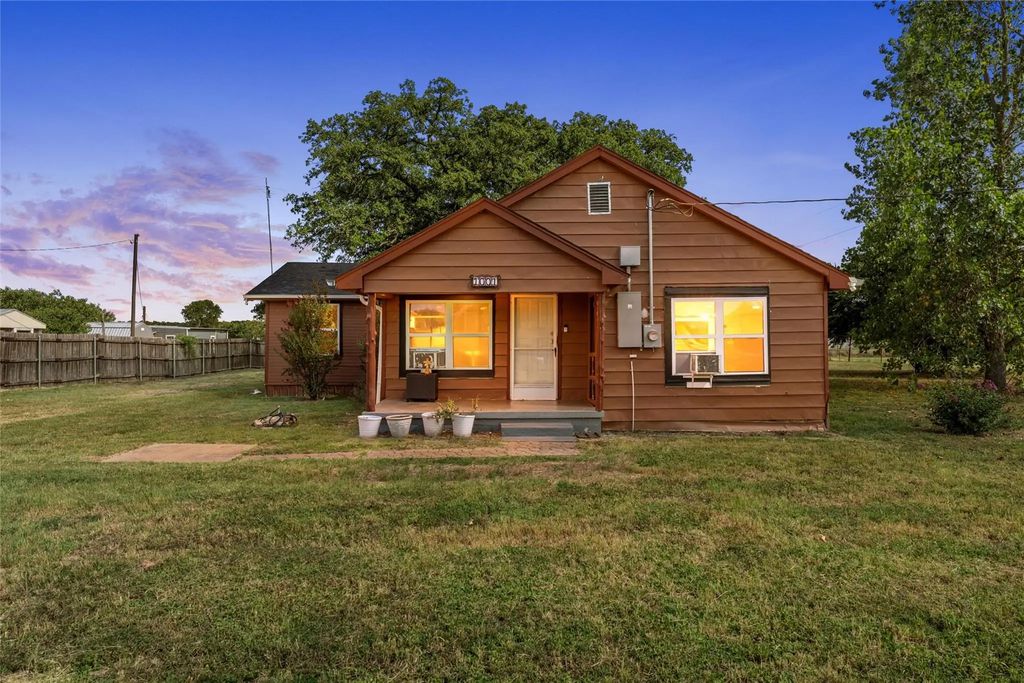 1001 Hamilton Drive, Gholson