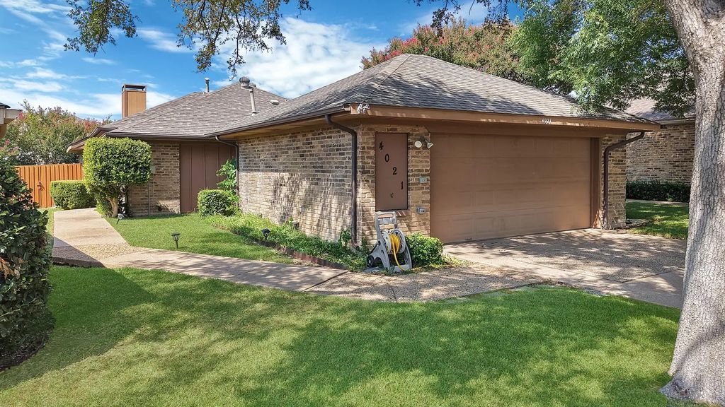 4021 Winter Park Lane, Addison