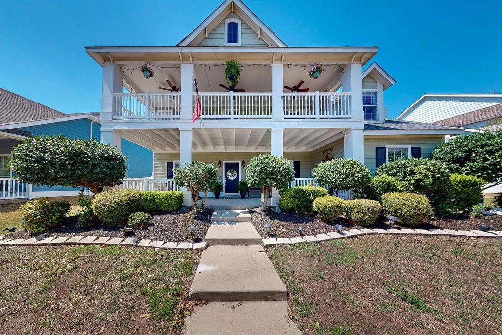 1225 Long Leaf Drive, Savannah