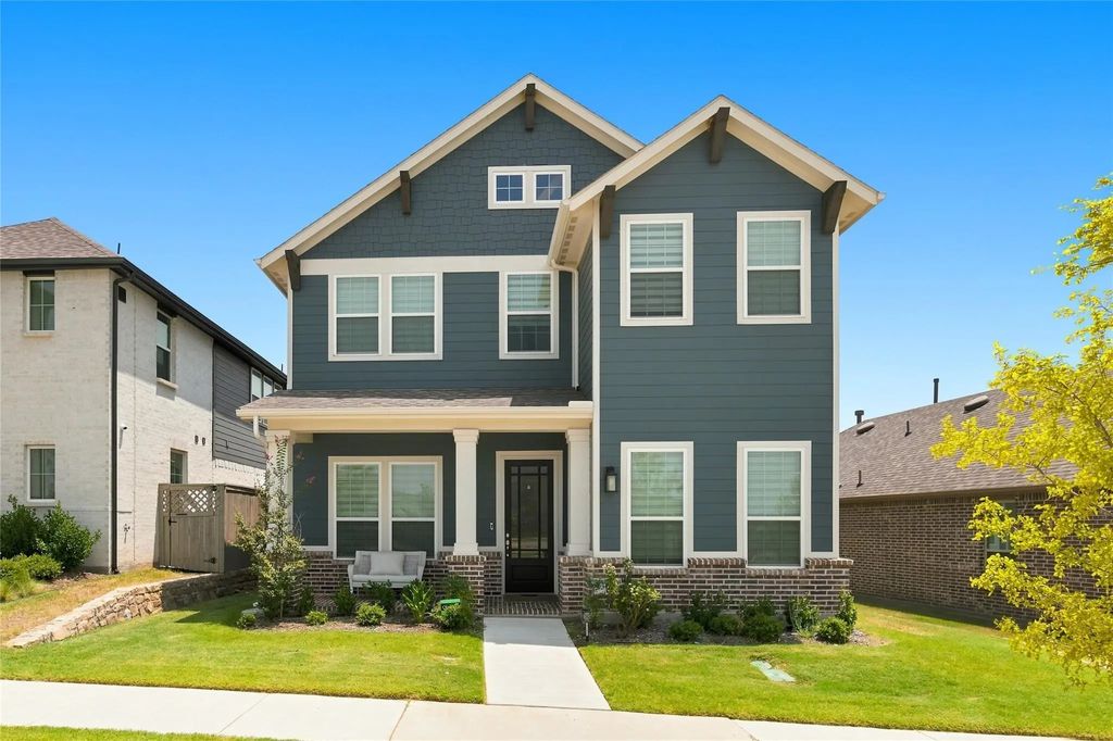 1317 Horizon Way, Northlake