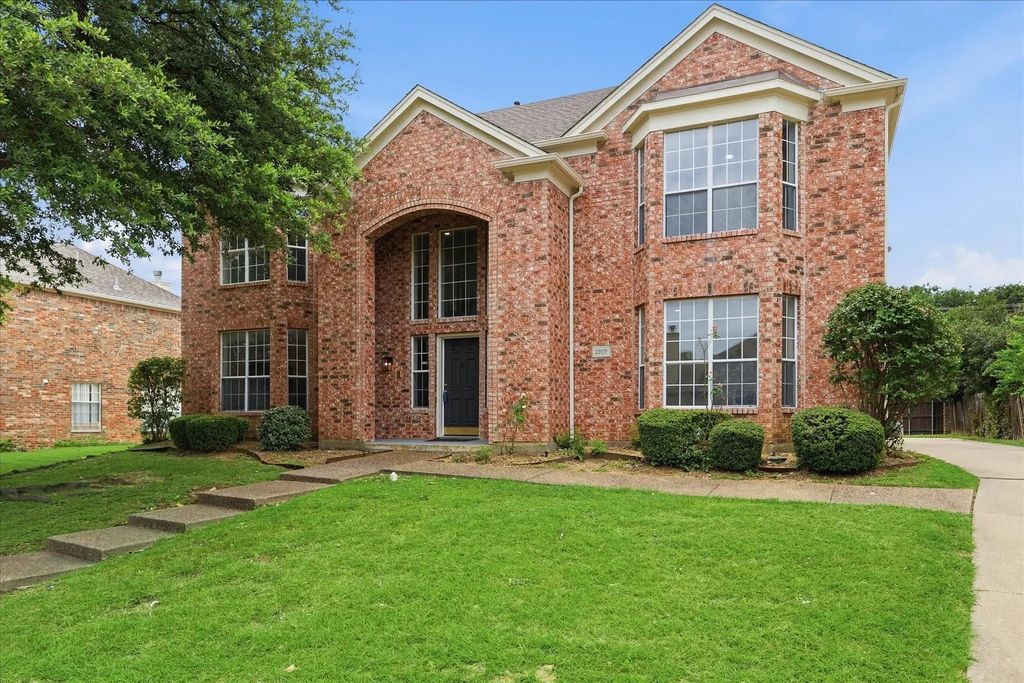 2209 Everglade Court, Carrollton