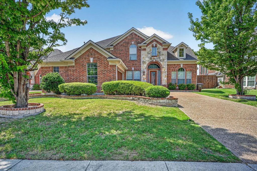 4612 Quiet Circle, Plano