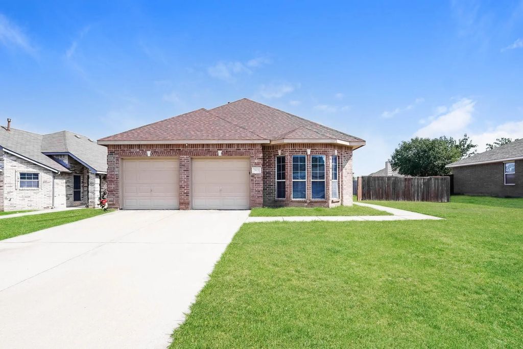 2925 Oakshire Street, Denton